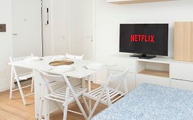 Lo3 • Navigli Chic Apartment •